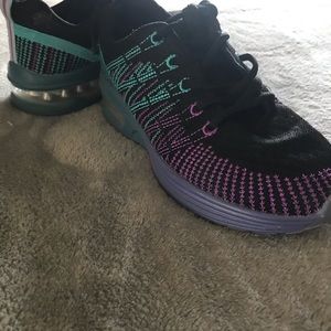 Women’s fashion shoes